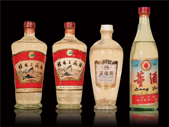 海门滨江街道回收四瓶老酒
